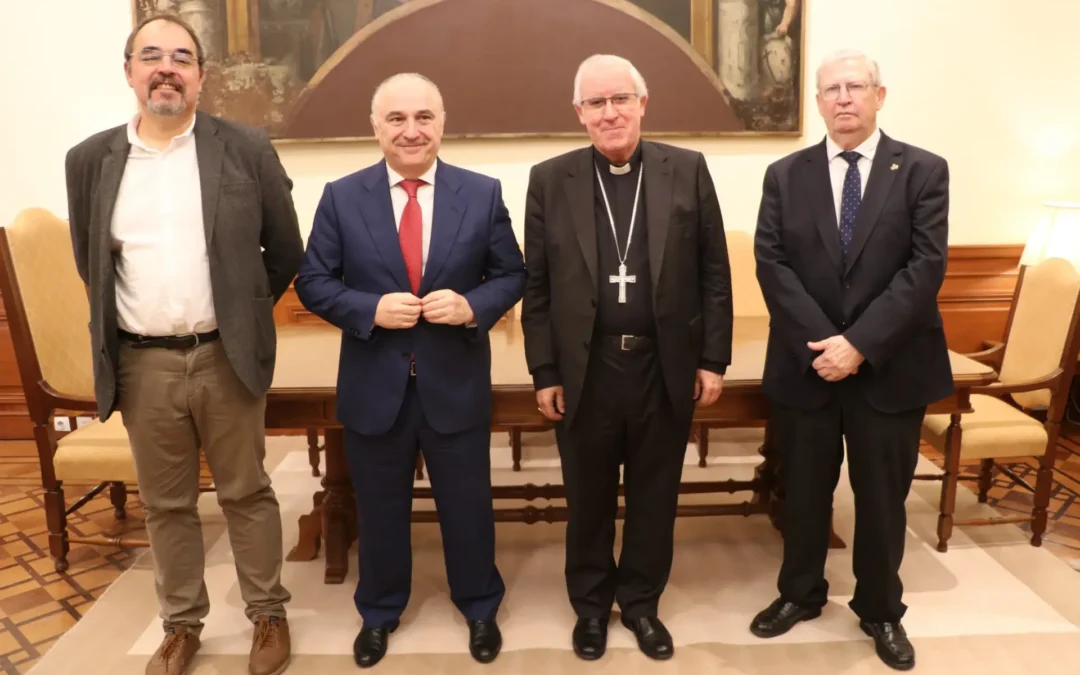 Firma de Convenio entre la Archidiócesis, Consejo y Caixabank para la celebración del II Congreso Internacional de Hermandades y Piedad Popular